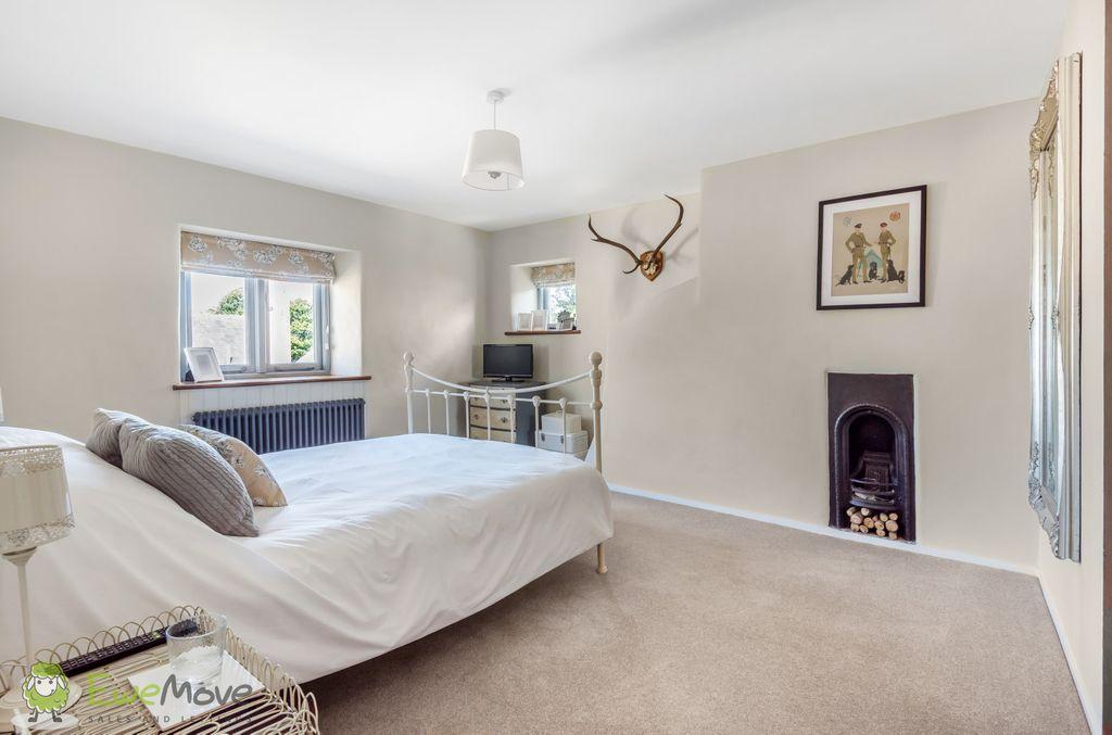 Bedroom 1 (Double with Ensuite)