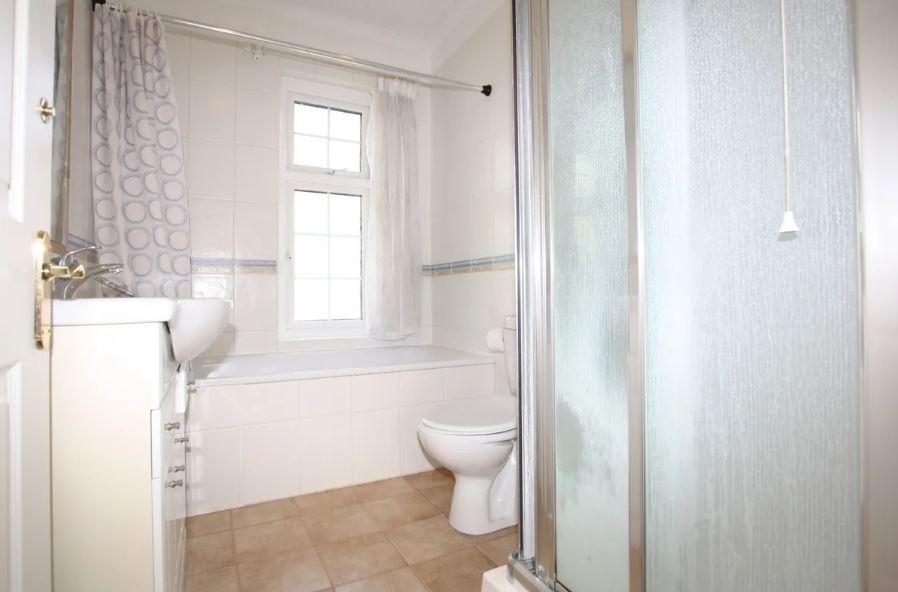 North-end-road-golders-green-nw11