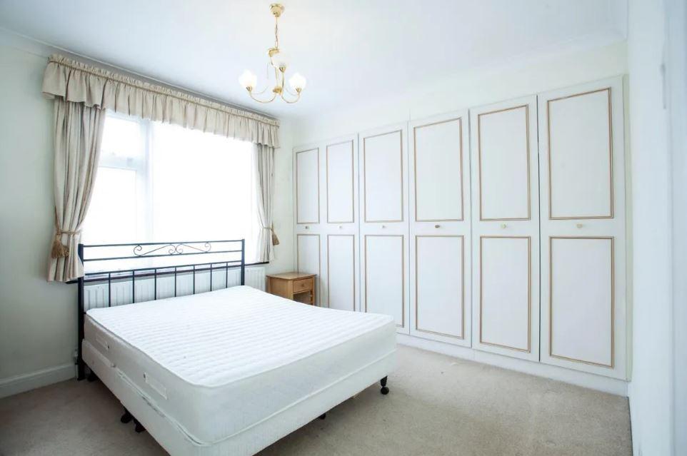 North-end-road-golders-green-nw11