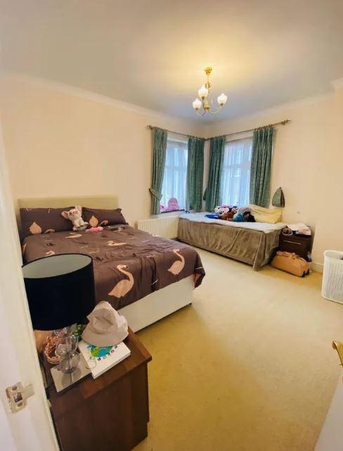 North-end-road-golders-green-nw11