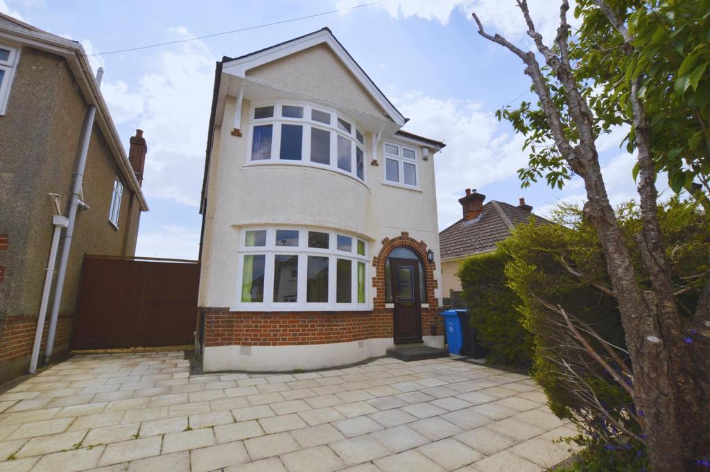 Rosemary Road, Poole, BH12 3HB 3 bed detached house for sale £350,000