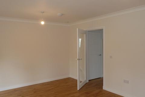 3 bedroom semi-detached house to rent, Sgriodan Crescent, Ross-shire, North Kessock, IV1