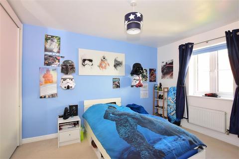 11 Eustace Crescent, Strood, Rochester, ME2 2GL