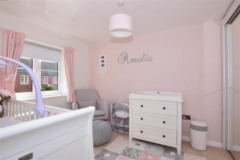 11 Eustace Crescent, Strood, Rochester, ME2 2GL