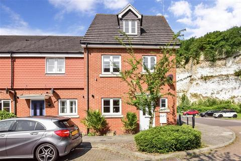 11 Eustace Crescent, Strood, Rochester, ME2 2GL