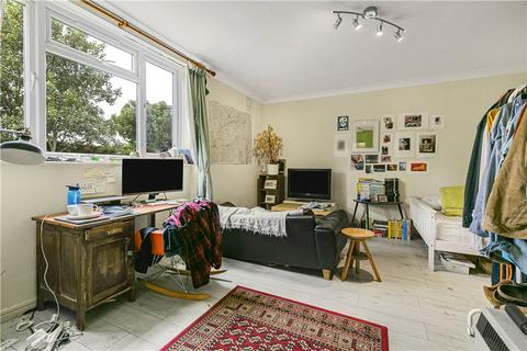 Studio to rent, Keswick Road, Putney, SW15