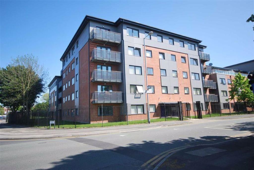 Denmark Road, Linen Quater, Manchester M15 2 bed flat £850 pcm (£196 pw)