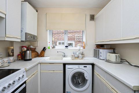83b Russell Road, Buckhurst Hill, IG9 5QF