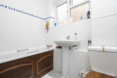 83b Russell Road, Buckhurst Hill, IG9 5QF