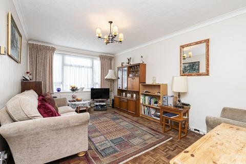 83b Russell Road, Buckhurst Hill, IG9 5QF