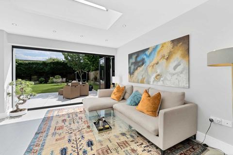 Astra Cottage Rosebery Road, Tokers Green, Reading, RG4 9EL