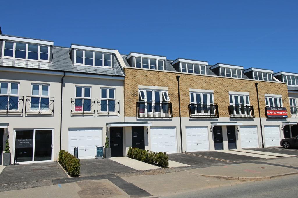 Burnham Court, Burnham 3 bed townhouse £549,500