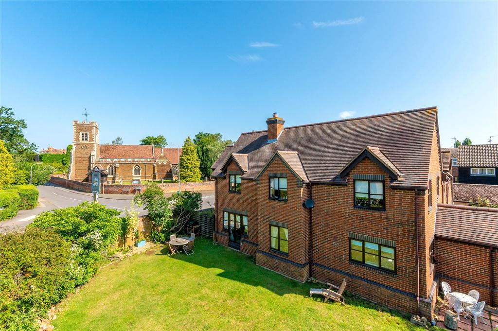Greenway, Campton, Shefford... 4 bed detached house £735,000