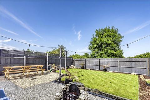 132 Fosseway Avenue, Moreton-in-marsh, GL56 0EA