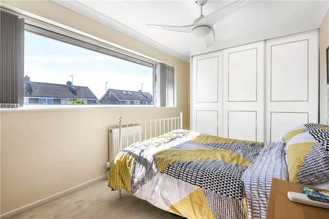132 Fosseway Avenue, Moreton-in-marsh, GL56 0EA