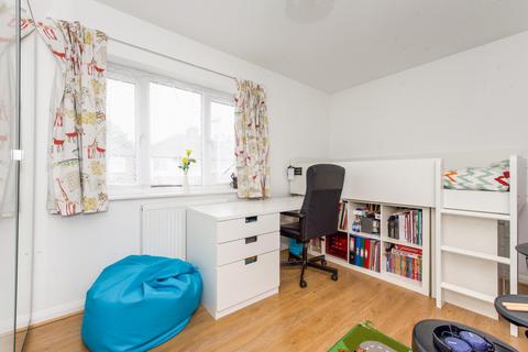 12 Elm Road, New Malden, KT3 3HB