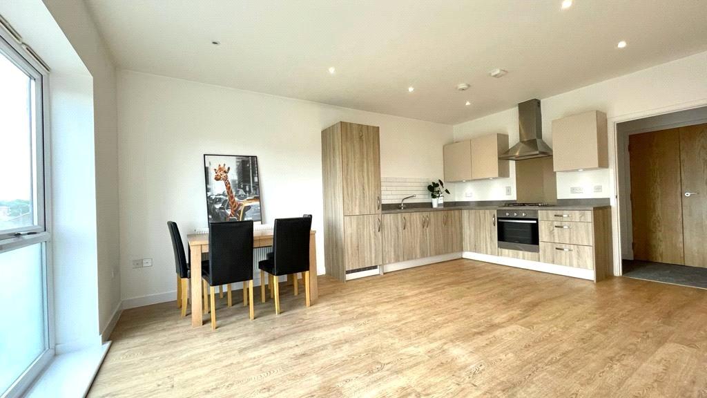 Living/Dining Area