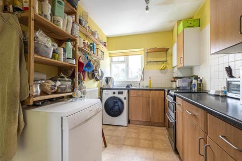 133 Andover Road, Twickenham, TW2 6PA