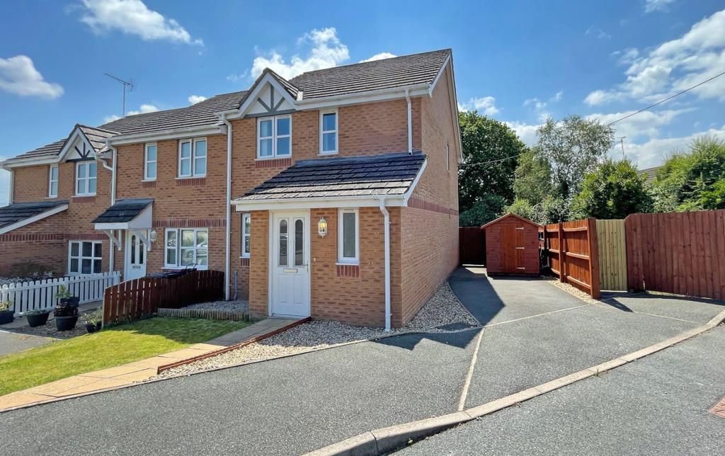 Derwen Deg, Menai Bridge, Sir Ynys... 3 bed end of terrace house £220,000