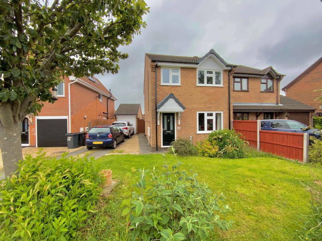 Wymondham Way, Melton Mowbray, LE13 3 bed semidetached house £240,000