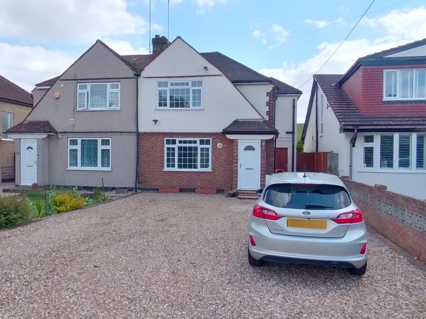 Wraysbury, Berkshire 4 bed semidetached house £600,000