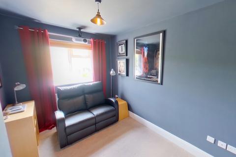 173 Coppermill Road, Wraysbury, Staines, TW19 5NX