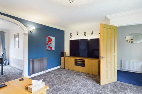24 Chew Brook Drive, Greenfield, Oldham, OL3 7PD