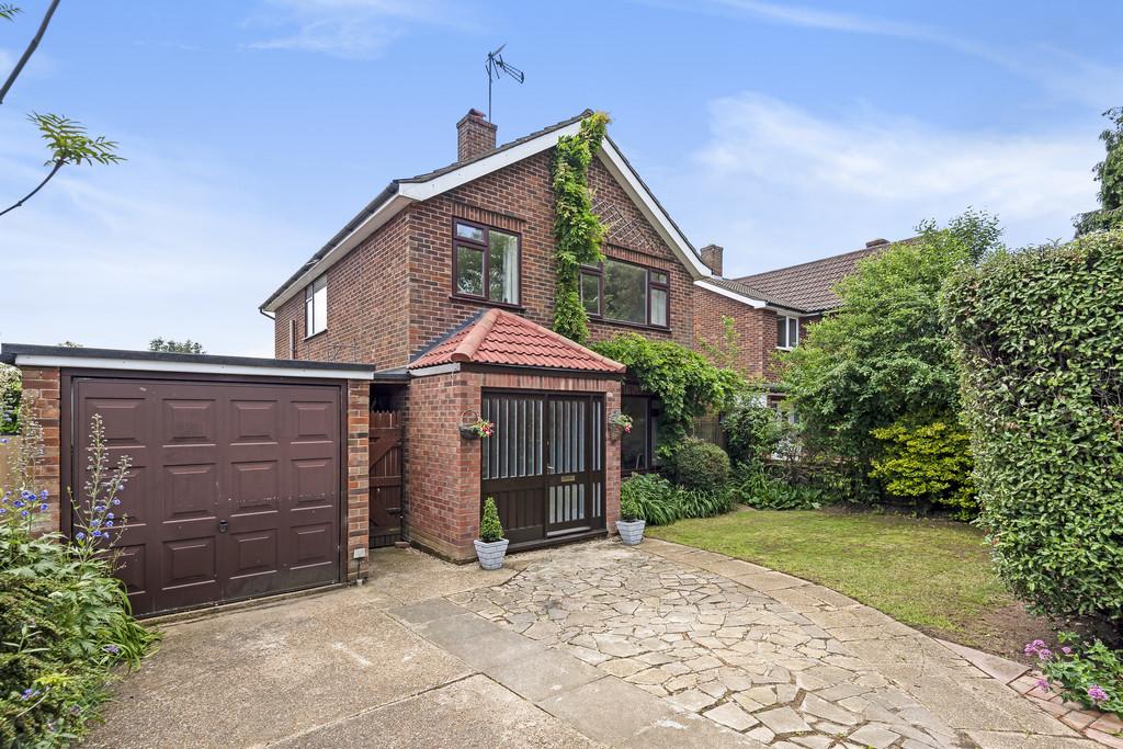 Gainsborough Road, Stowmarket 4 bed detached house £400,000