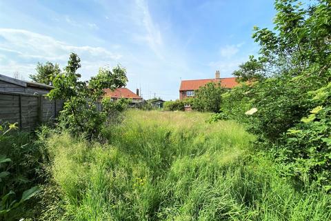 5 Happisburgh Road, White Horse Common, North Walsham, NR28 9LL