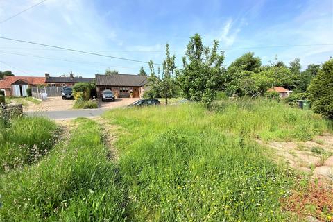5 Happisburgh Road, White Horse Common, North Walsham, NR28 9LL