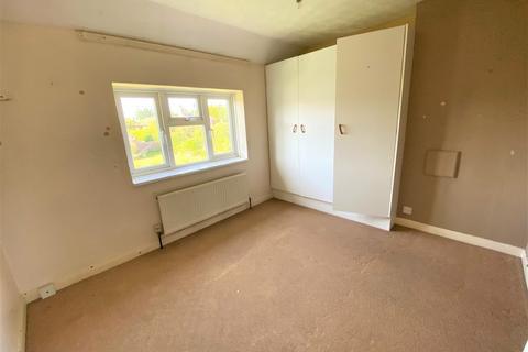 5 Happisburgh Road, White Horse Common, North Walsham, NR28 9LL