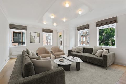 4 bedroom flat to rent, Mount Row, Mayfair, London