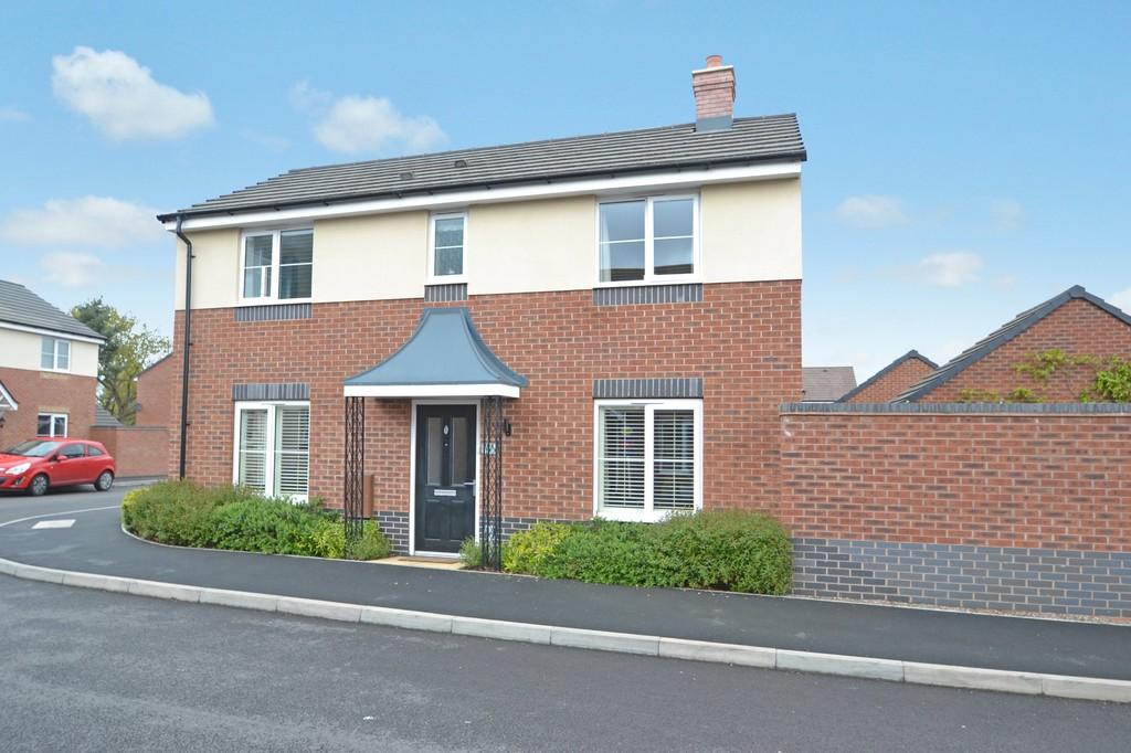 Saxon Drive, Newport 3 bed detached house £270,000