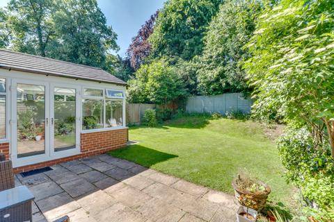 8 Ashby Court, Solihull, B91 3YU