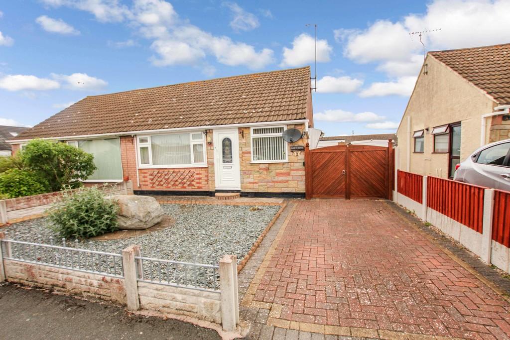 Chichester Drive, Prestatyn 2 bed semidetached bungalow £155,000