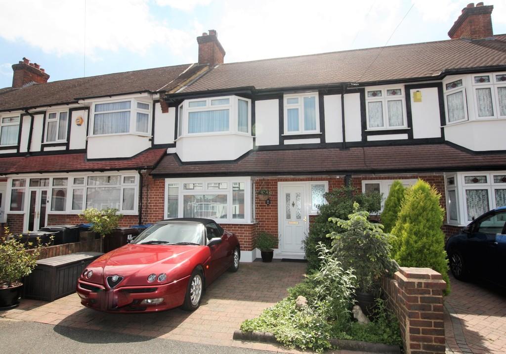 Elm Gardens, Mitcham 3 bed terraced house £475,000
