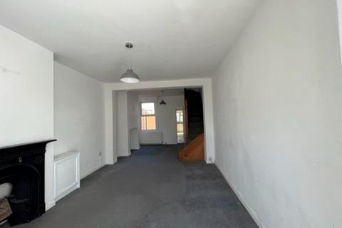 2 bedroom terraced house to rent, Greenfield Street, Waltham Abbey