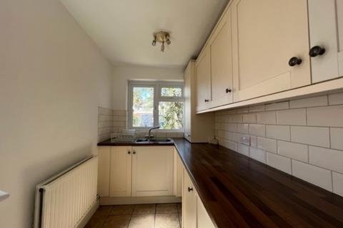 2 bedroom terraced house to rent, Greenfield Street, Waltham Abbey