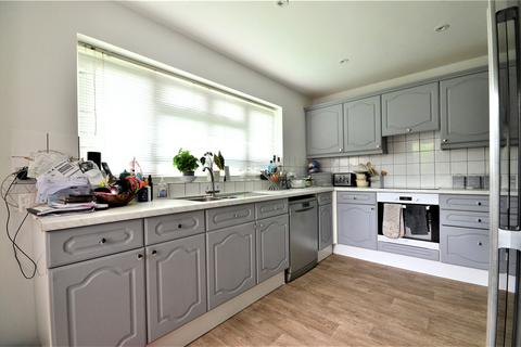 46 Campbell Crescent, East Grinstead, RH19 1JR