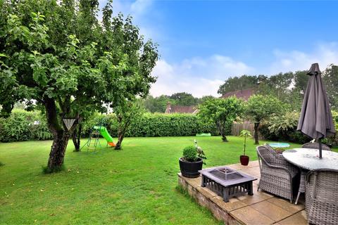 46 Campbell Crescent, East Grinstead, RH19 1JR