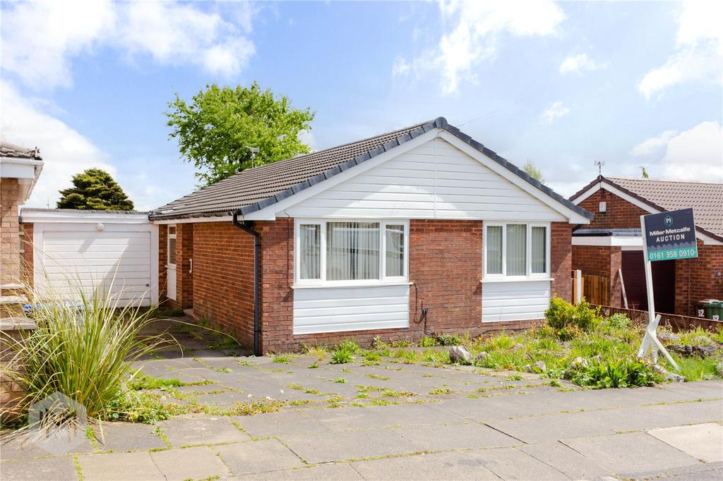 Watling Street, Seddons Farm, Bury, BL8 2 bed bungalow £240,000