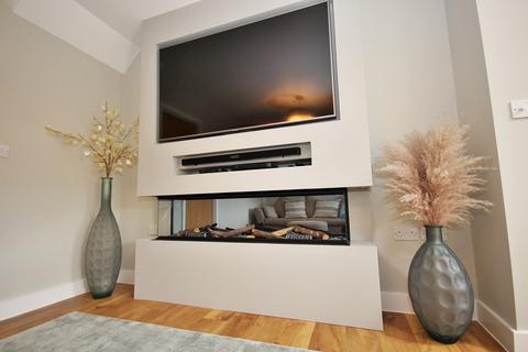 35 Foundry Way, Rayne, Braintree, CM77 6AE