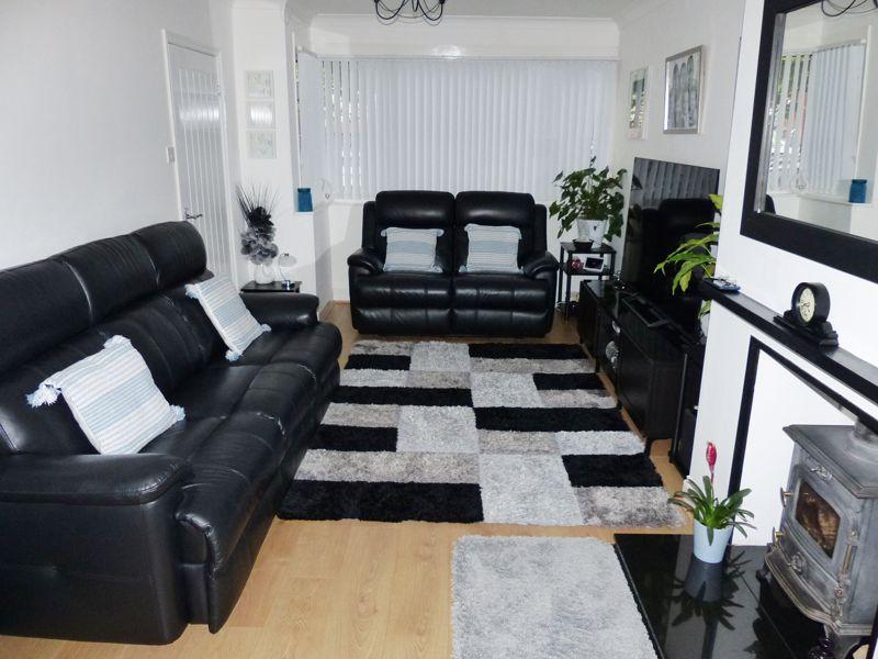 Lounge 1