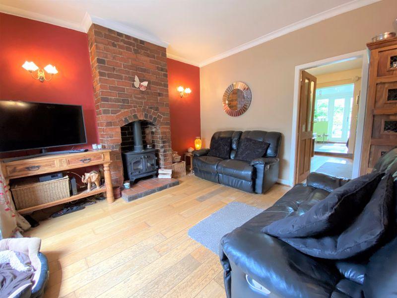 Slade Road, Sutton Coldfield 3 bed semidetached house £320,000