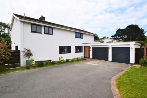 1 Cunningham Close, Wirral, CH48 2JY