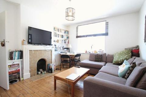 2 bedroom apartment to rent, Clapham Park Road, London