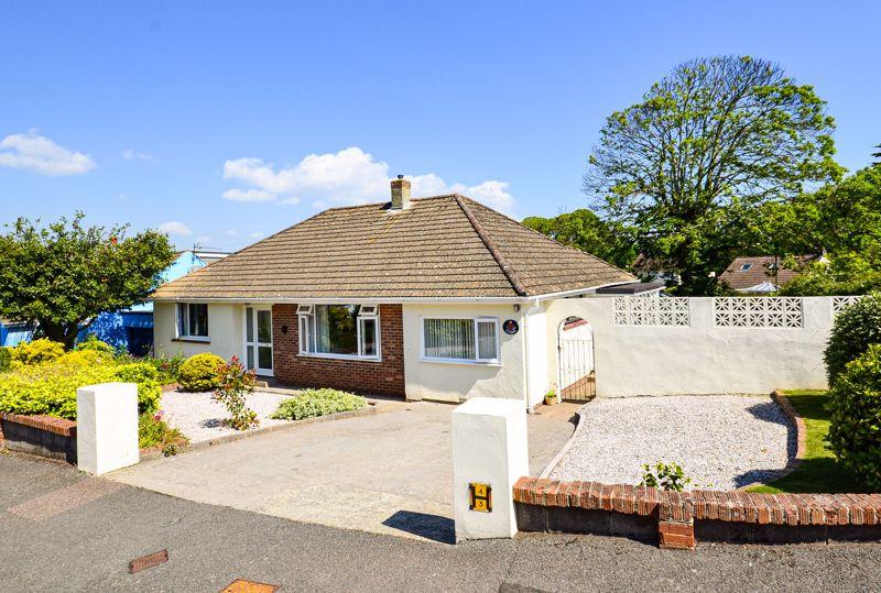 Golden Close, Brixham 4 bed detached bungalow £450,000