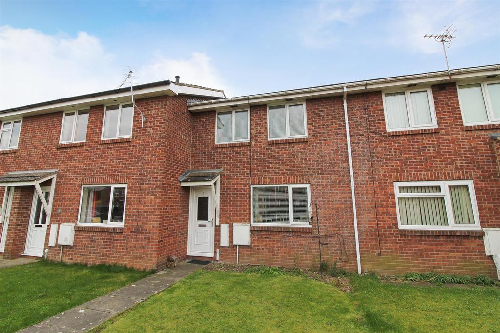 Westholme Court, Masham, Ripon 3 bed terraced house £165,000