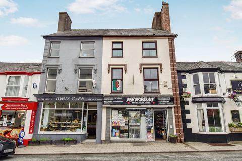 Property for sale, High Street, Criccieth