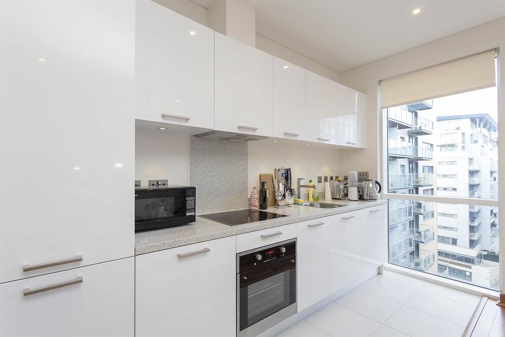 Hawker Building, Chelsea Bridge Wharf, London, SW11 1 bed apartment £